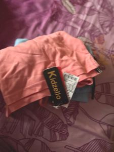 peach colour hoodie with jens brand KIDZELLO
