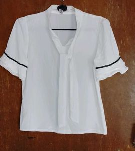 Chic White Bow Neck Blouse