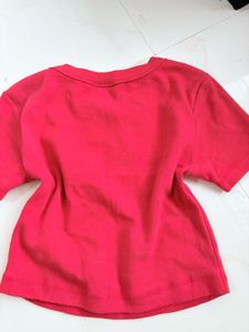 🚨sale🚨Red APTMT baby Tee
