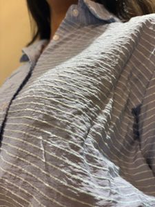 Chic Textured Blue Cropped Shirt