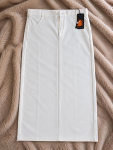 Chic White Midi Skirt