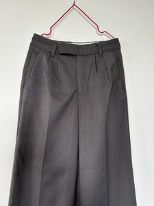 Mid Rise Baggy Trouser