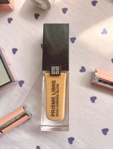 Givenchy Prisme Libre Skin-Caring Glow
