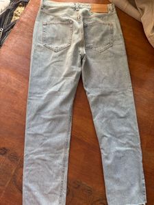 Pull &amp; Bear Light Wash Jeans