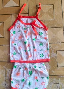 Cute Baby Rompers Set of 5.