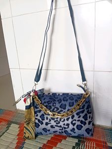 New Leopard Print Silling Bag 💙🐆