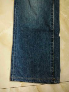 Authentic UNIQLO High-Rise Straight Jeans