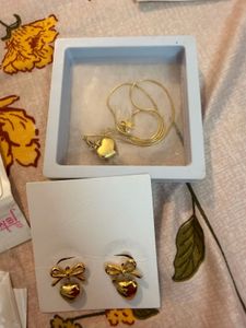 Anti tarnished Heart Bow Necklace & Earring Set