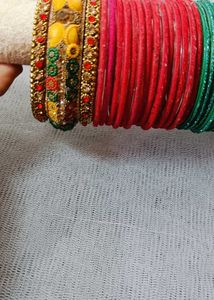 Colorful Bangle 24 pcs Set+4kare red +2kare