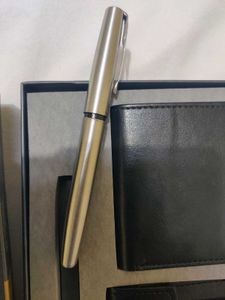 🔀✅Parker Pen &amp; Leather Accessory Set
