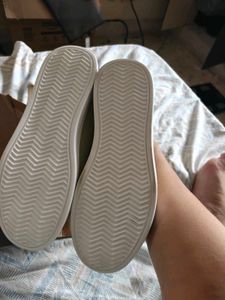 Stylish White &amp; Green Sneakers