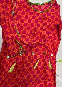 Vibrant Pink &amp; Orange Checked Kurta