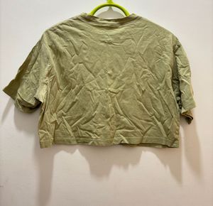 H&amp;M Cropped Boxy Tshirt