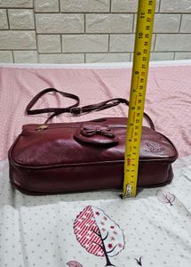 Chic Maroon Leather Handbag