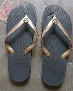 MICHAEL KORS Women's Flip-Flops