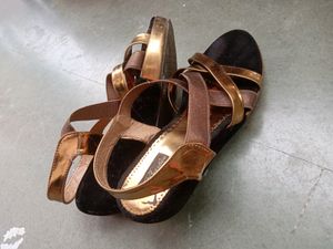 Pretty Heels 👠and Earings Combo#freeapp #likenew #lesscoins#free #beautifull
