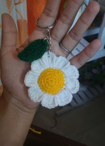 Handmade Daisy Keychain