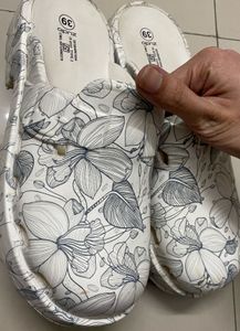Floral Print Floaters for women