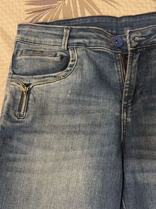 Stylish Blue Denim Jeans