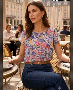 Chic Floral Ruffle Blouse