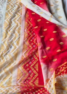 Vibrant Ethnic white red dupatta