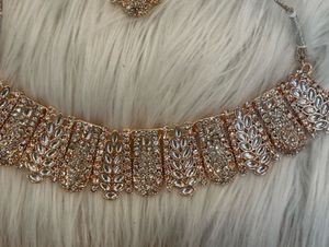 Exquisite Indian Kundan Necklace Set