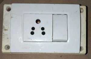 Siemens Electrical Extension 3 Pin Board.