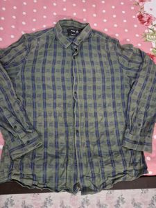 Men's Button-Down Plaid Shirt