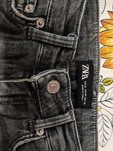 Zara Grey Wash Jeans