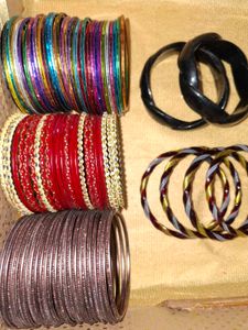 Assorted Bangles Set