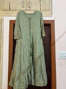 Avassa Green Kurta with Gold Print