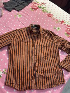 Stylish Striped Men's Shirt