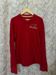 Hollister V-Neck Long Sleeve T-Shirt