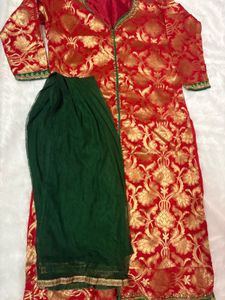 Elegant Ethnic Red &amp; Gold Kurta