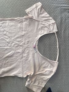 pink fitted round neck top