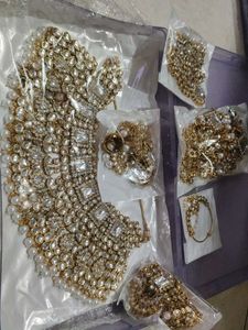 Exquisite Kundan & Pearl bridal Jewellery Set