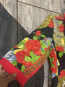 Floral blazer for all seasons