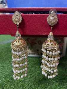 pearl jhumka