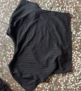 Ribbed Black Cropped Top