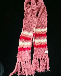 Very Beautiful Woolen Winter Muffler