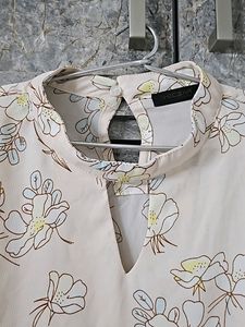 Peach Tshirt