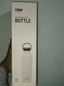 TYESO White Water Bottle