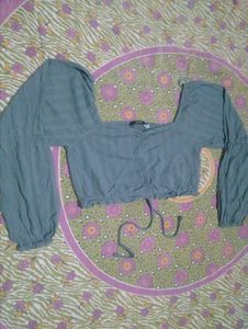 Chic Square Neck Crop Top