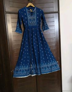 Sabhyata Elegant Blue Printed Anarkali Kurta