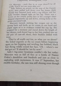 The Narrowboat Girl by Annie Murray