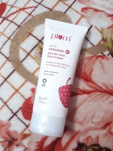 Plum Oat &amp; 1% Ceramide Barrier Love Face Cream