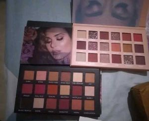 Huda Beauty Eyeshadow Palette
