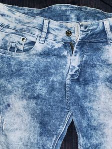 Distressed Acid Wash Skinny Jeans