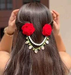 Cochet Rose &amp; Seashells Navratri inspired Gajra