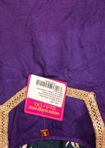 GoSriKi Women's Rayon Blend Anarkali Solid Kurta w